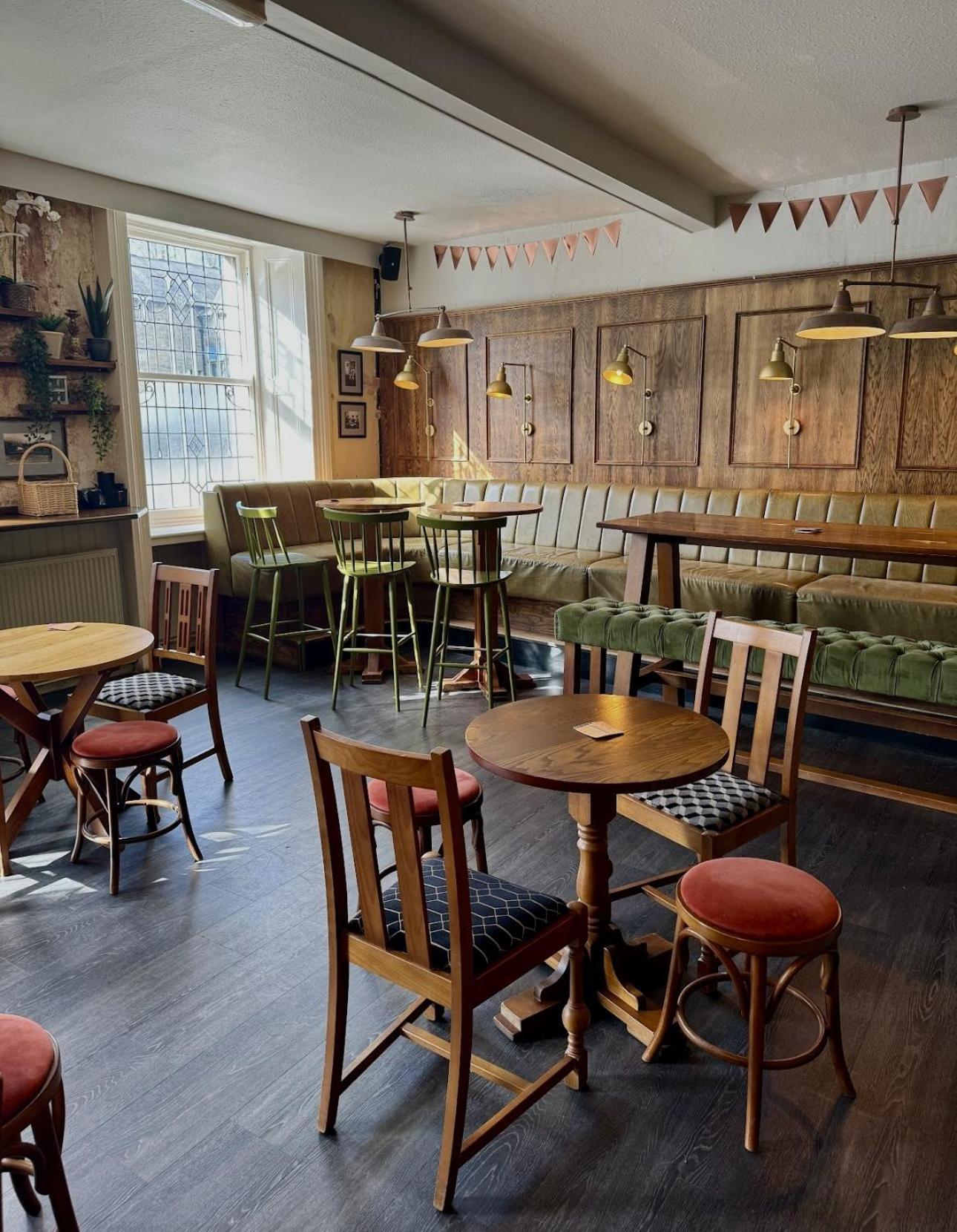 The Queens Head Hotel Ротбури Экстерьер фото